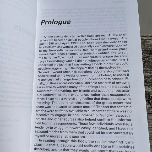 Off the Rails in Phnom Penh Into the Dark Heart of Guns Girls and Ganja Book - Picture 7 of 10